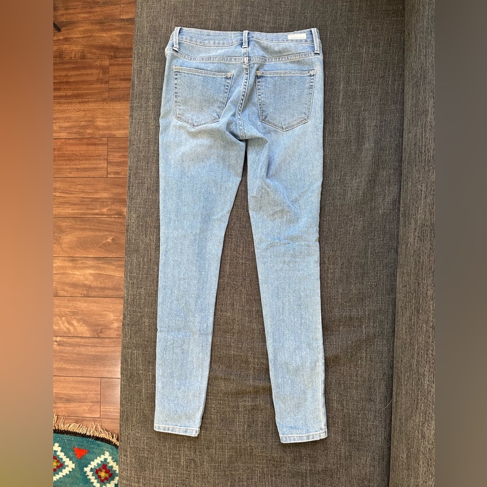 Light skinny jeans